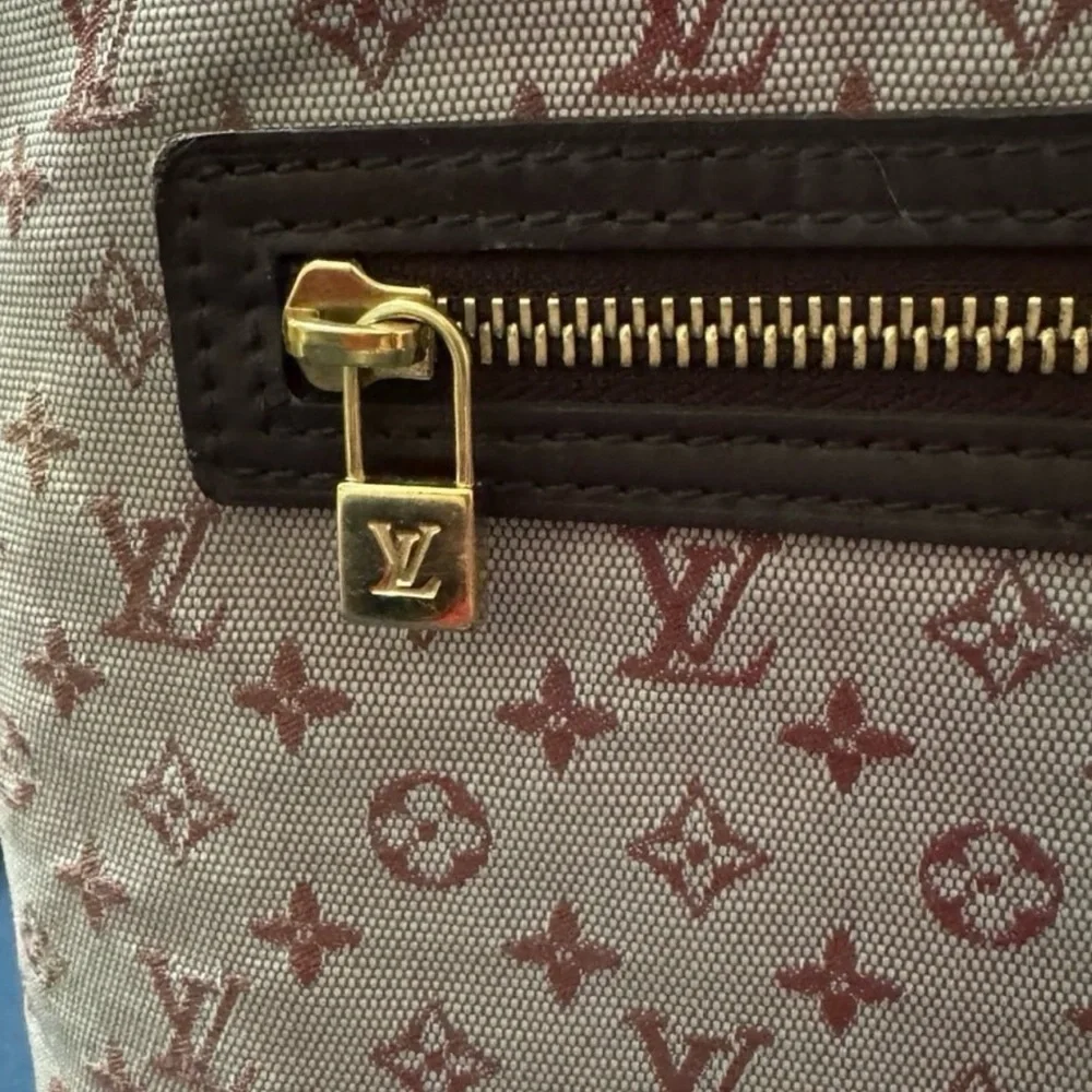 Certified Authentic Louis Vuitton Tote